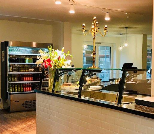 Cafe Mila